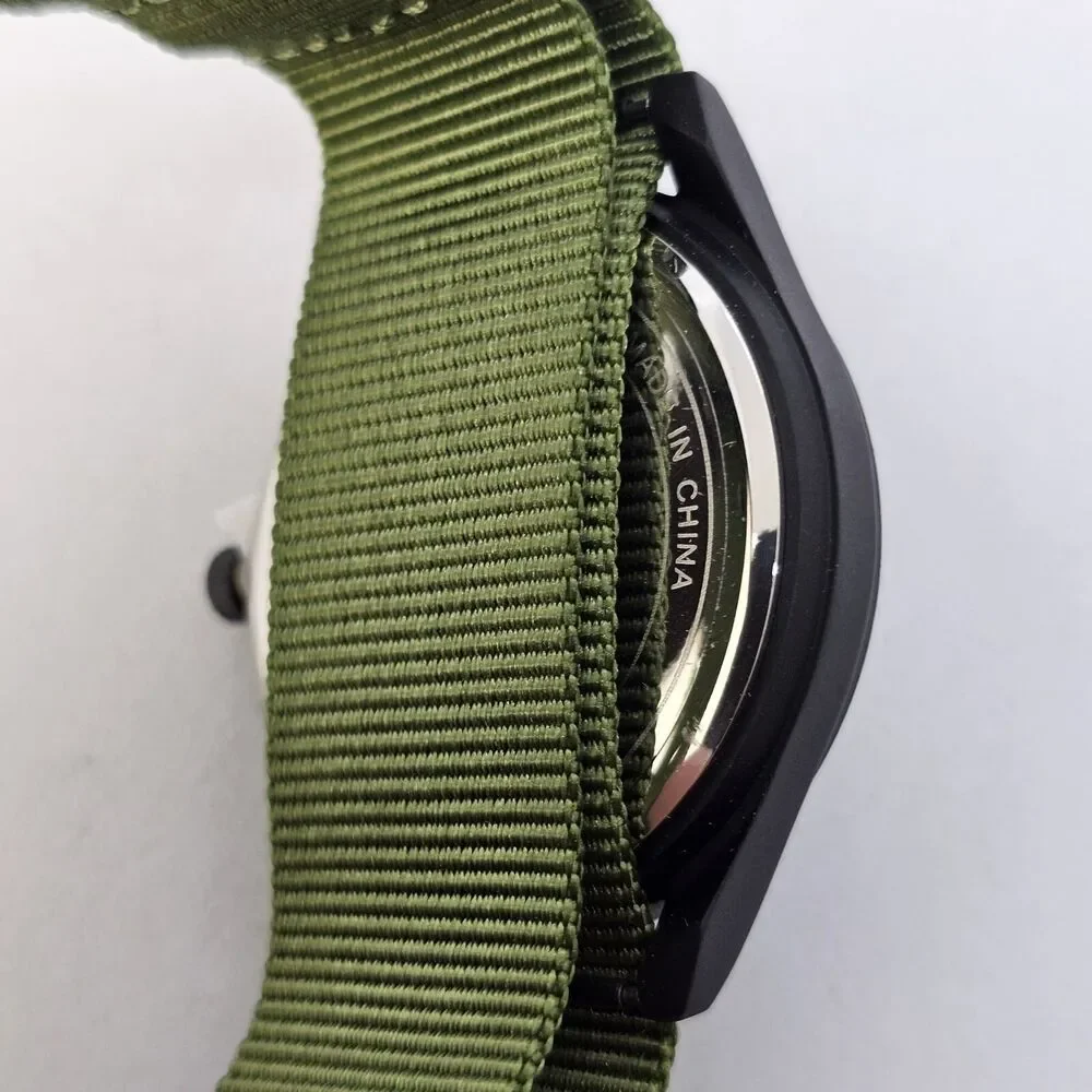 Men's Field Easy‎ Read Watch 42MM Black Dial Army Green Nylon Band Strap